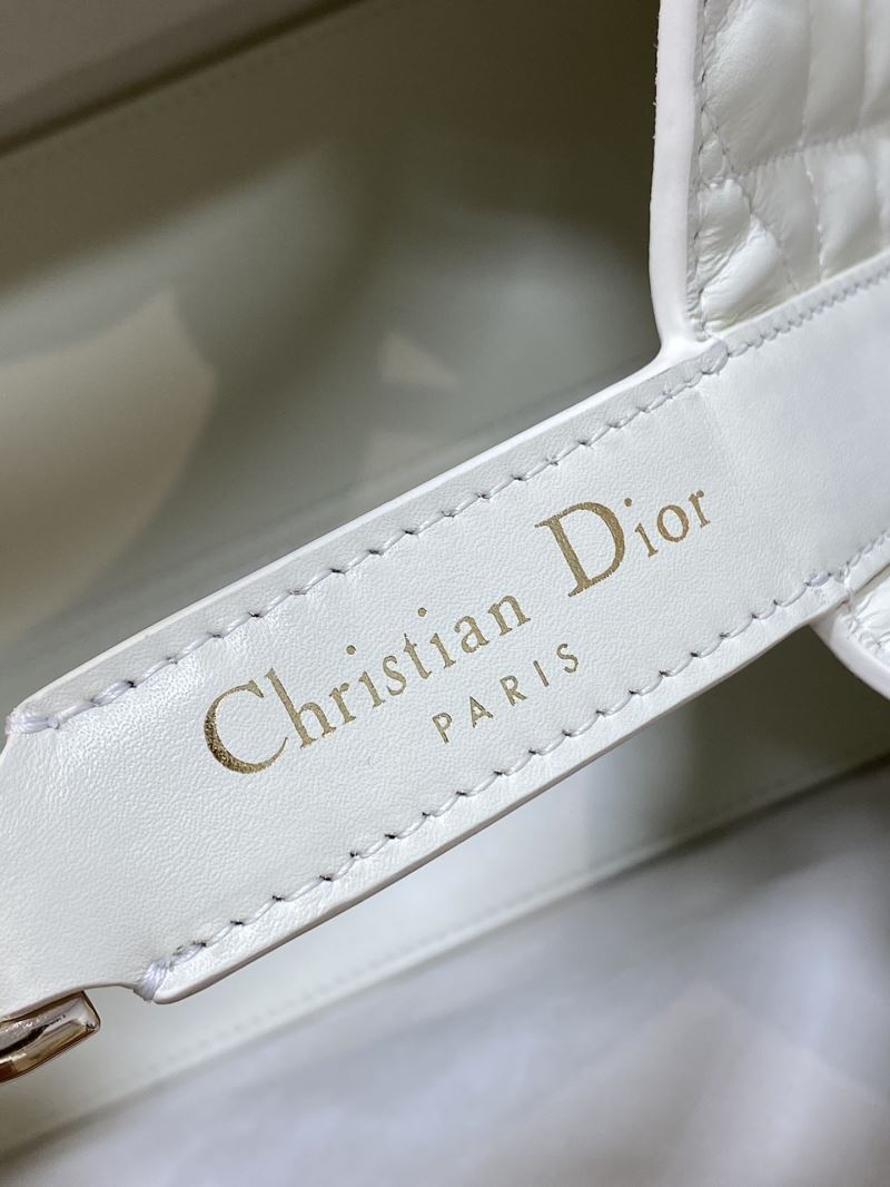 chr1st1an D10r shopping bags